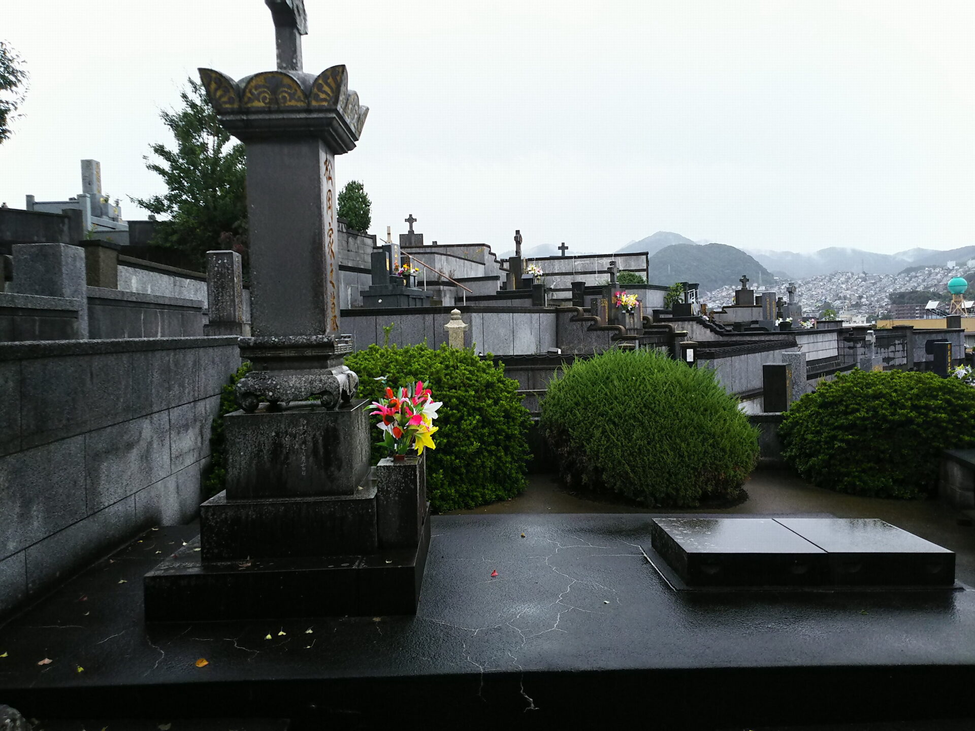 長崎市営　家野墓地